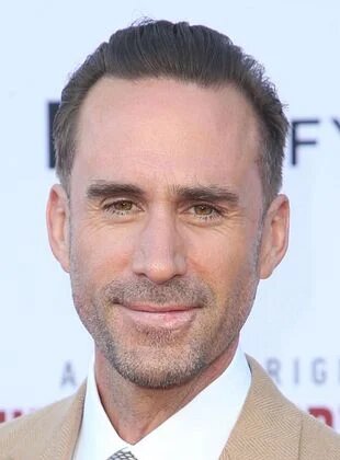 Joseph Fiennes